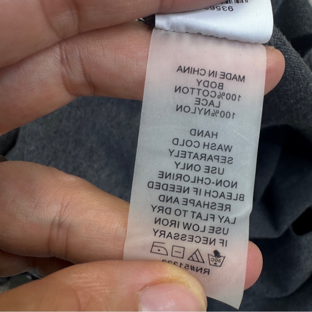 NEW Vince Camuto Gray Top Women’s Size L - Picture 15 of 15